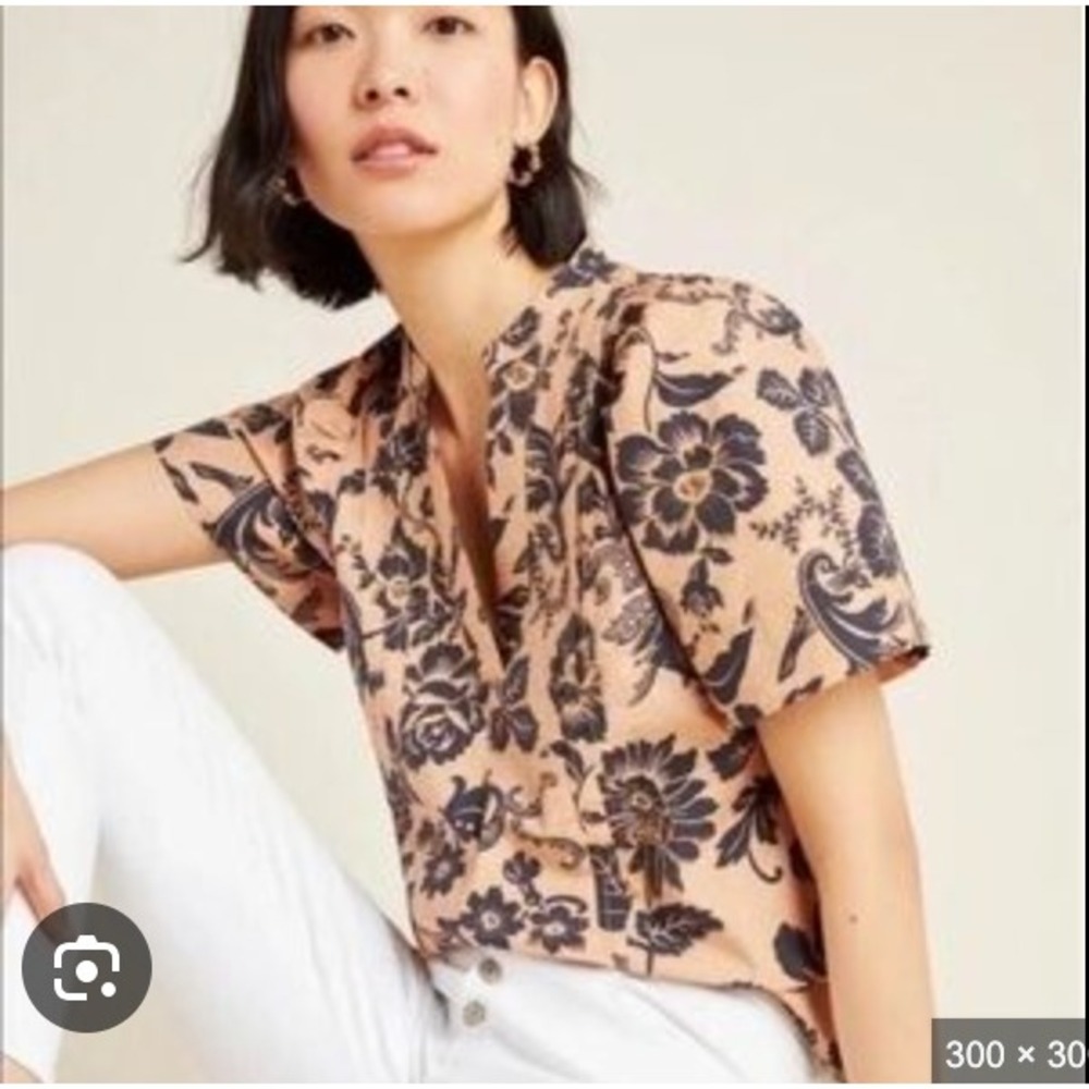 Anthropologie Floral Print Tunic Top Beige‎ Black Puff Sleeve V Neck Cotton US 2
